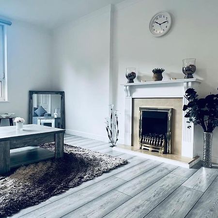Superb 2 Bedroom Apartment With Free Parking Edimburgo Exterior foto